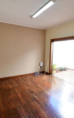 Casa para alugar com 300m², 3 quartos e 4 vagasSala 2