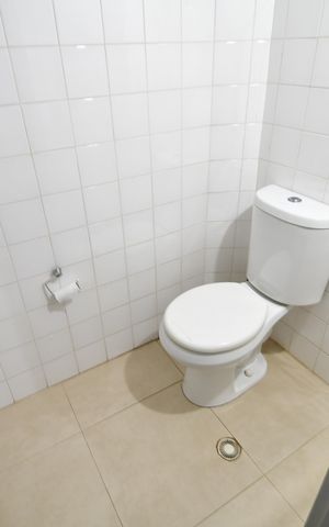 Casa para alugar com 300m², 3 quartos e 4 vagasBanheiro de serviço