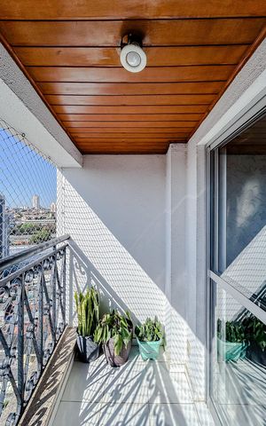 Apartamento para alugar com 56m², 2 quartos e 1 vagaVaranda