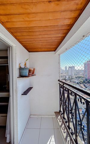 Apartamento para alugar com 56m², 2 quartos e 1 vagaVaranda