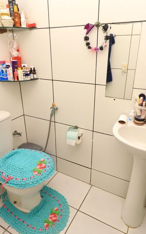 Casa para alugar com 63m², 2 quartos e sem vagaBanheiro da Suíte
