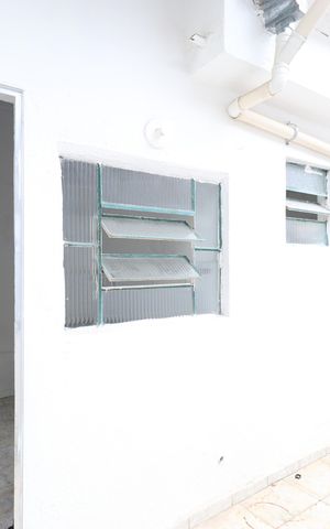 Casa para alugar com 35m², 1 quarto e sem vagaQuintal e área de serviço 
