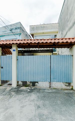 Casa para alugar com 35m², 1 quarto e sem vagaFachada 
