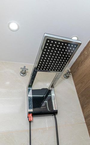 Casa à venda com 400m², 3 quartos e 2 vagas Casa à venda com 400m², 3 quartos e 2 vagasBanheiro da varanda gourmet