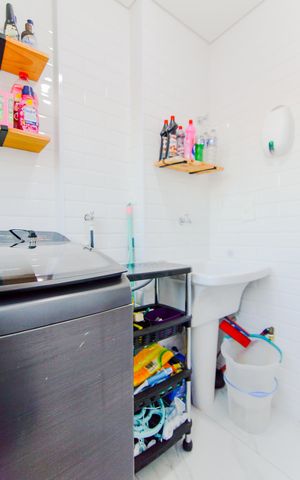Apartamento à venda com 60m², 2 quartos e 1 vagaÁrea de Serviço