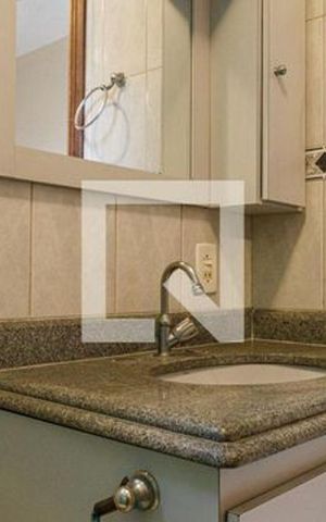 Apartamento à venda com 110m², 4 quartos e 2 vagas Apartamento à venda com 110m², 4 quartos e 2 vagasBanheiro