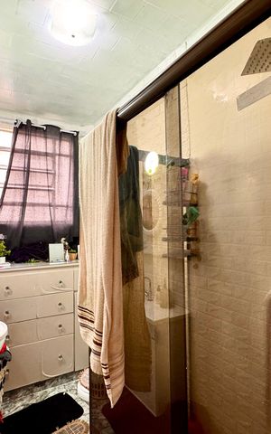 Apartamento à venda com 63m², 2 quartos e sem vaga Apartamento à venda com 63m², 2 quartos e sem vagaBanheiro social