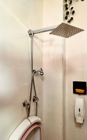 Apartamento à venda com 63m², 2 quartos e sem vaga Apartamento à venda com 63m², 2 quartos e sem vagaBanheiro social
