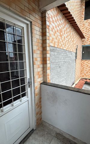 Casa para alugar com 72m², 2 quartos e sem vagaVaranda