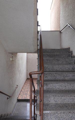 Apartamento para alugar com 38m², 2 quartos e sem vagaEscada