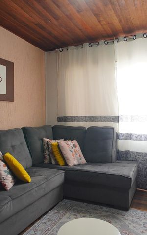 Casa à venda com 125m², 3 quartos e 2 vagasSala