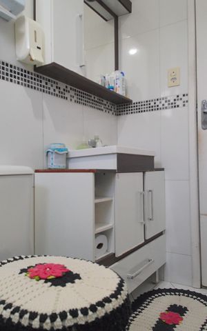 Casa à venda com 125m², 3 quartos e 2 vagasBanheiro 1