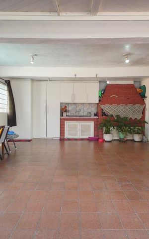 Casa à venda com 125m², 3 quartos e 2 vagasgaragem