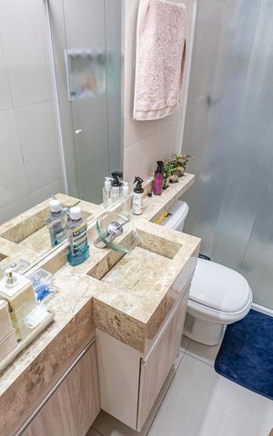 Casa à venda com 100m², 3 quartos e 2 vagasBanheiro