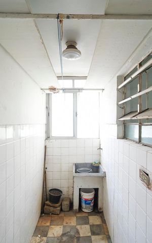 Apartamento à venda com 72m², 3 quartos e 1 vagaÁrea de serviço