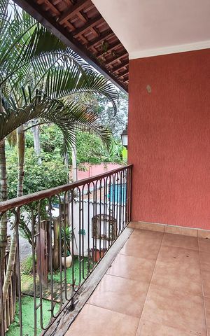 Casa de condomínio para alugar com 450m², 5 quartos e 2 vagas