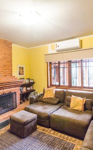 Casa de condomínio para alugar com 750m², 3 quartos e 5 vagasSala 