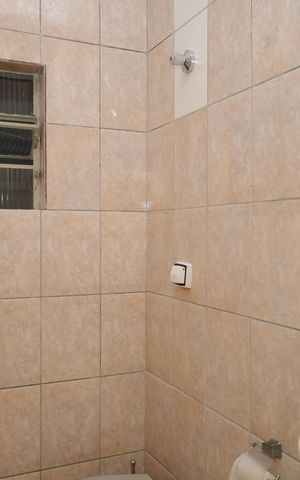 Casa para alugar com 55m², 1 quarto e sem vagaBanheiro