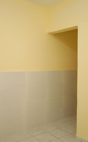 Casa para alugar com 55m², 1 quarto e sem vagaSala