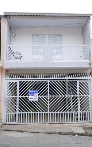 Casa para alugar com 55m², 1 quarto e sem vagaPlaca GRANDE instalada no portão do imóvel, dia 25.08.2026 - Código da placa: FEWQ-1296