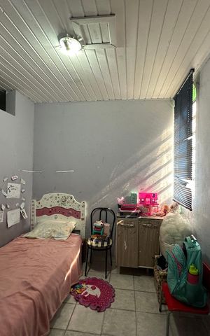 Casa à venda com 252m², 4 quartos e 1 vagaQuarto 1