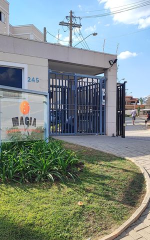 Apartamento para alugar com 44m², 2 quartos e 1 vagaFachada do Condomínio