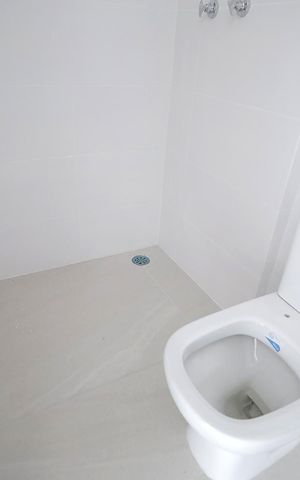 Apartamento à venda com 56m², 2 quartos e 2 vagas Apartamento à venda com 56m², 2 quartos e 2 vagasBanheiro 1
