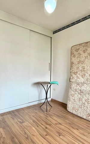 Casa de condomínio à venda com 192m², 3 quartos e 2 vagas Casa de condomínio à venda com 192m², 3 quartos e 2 vagasSuite