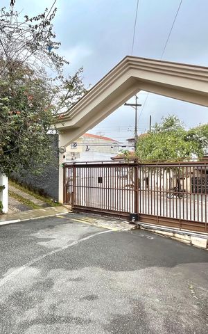 Casa de condomínio à venda com 192m², 3 quartos e 2 vagas Casa de condomínio à venda com 192m², 3 quartos e 2 vagasHall de entrada