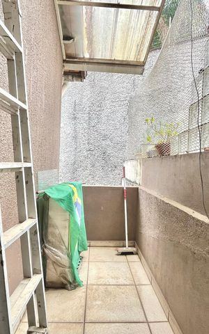 Casa de condomínio à venda com 192m², 3 quartos e 2 vagas Casa de condomínio à venda com 192m², 3 quartos e 2 vagasVaranda do Quarto 3