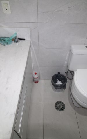 Apartamento para alugar com 136m², 3 quartos e 2 vagasQuarto 2- Banheiro