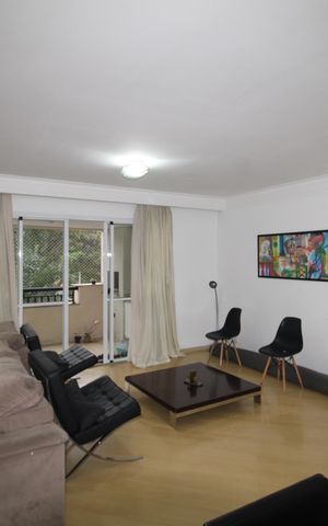 Apartamento para alugar com 136m², 3 quartos e 2 vagasSala