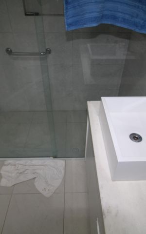 Apartamento para alugar com 136m², 3 quartos e 2 vagasQuarto 2- Banheiro
