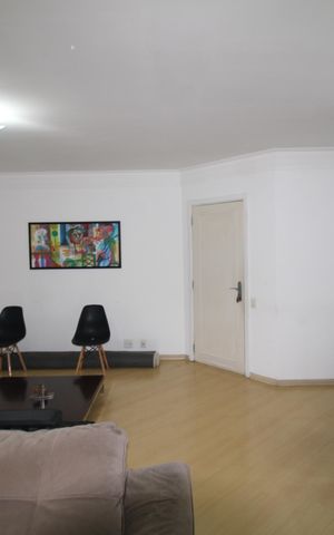 Apartamento para alugar com 136m², 3 quartos e 2 vagasSala