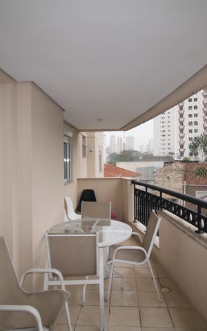 Apartamento para alugar com 136m², 3 quartos e 2 vagasSala - Varanda