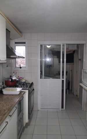 Apartamento para alugar com 136m², 3 quartos e 2 vagasCozinha / Área de Serviço