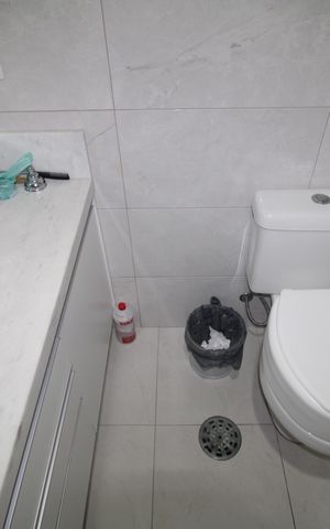Apartamento para alugar com 136m², 3 quartos e 2 vagasQuarto 2- Banheiro