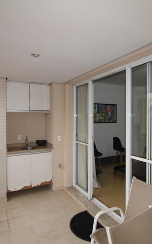 Apartamento para alugar com 136m², 3 quartos e 2 vagasSala - Varanda