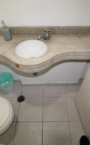 Apartamento para alugar com 136m², 3 quartos e 2 vagasLavabo