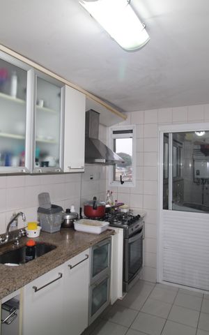 Apartamento para alugar com 136m², 3 quartos e 2 vagasCozinha / Área de Serviço