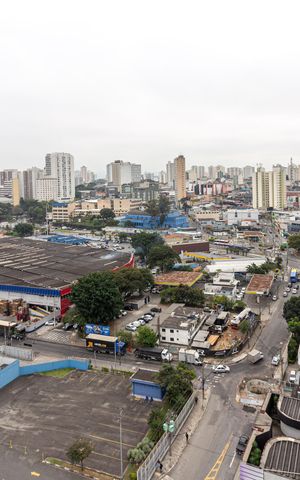 Apartamento para alugar com 40m², 2 quartos e 1 vagaVaranda - vista
