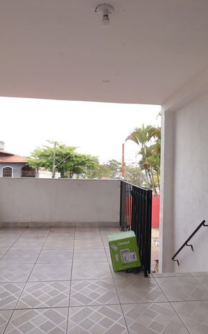 Casa à venda com 135m², 2 quartos e 3 vagasVaranda