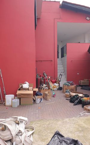 Casa à venda com 135m², 2 quartos e 3 vagasGaragem