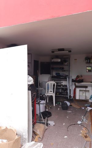 Casa à venda com 135m², 2 quartos e 3 vagasGaragem
