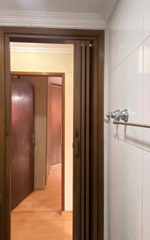 Apartamento para alugar com 65m², 2 quartos e 1 vagaBanheiro