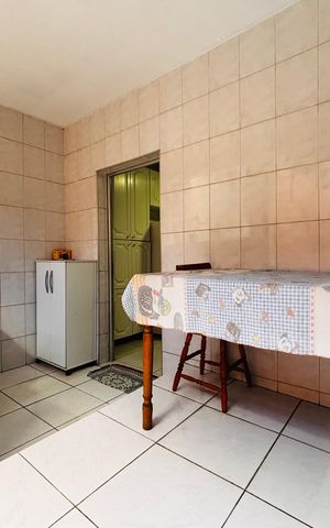 Casa à venda com 156m², 2 quartos e 2 vagas Casa à venda com 156m², 2 quartos e 2 vagasLavanderia
