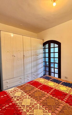 Casa à venda com 156m², 2 quartos e 2 vagas Casa à venda com 156m², 2 quartos e 2 vagasQuarto