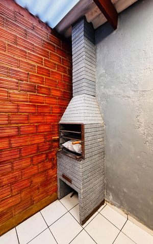 Casa à venda com 156m², 2 quartos e 2 vagas Casa à venda com 156m², 2 quartos e 2 vagasChurrasqueira