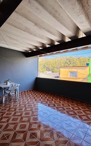 Casa à venda com 156m², 2 quartos e 2 vagas Casa à venda com 156m², 2 quartos e 2 vagasSacada quarto
