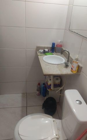 Casa de condomínio para alugar com 53m², 2 quartos e 1 vaga Casa de condomínio para alugar com 53m², 2 quartos e 1 vagaBanheiro